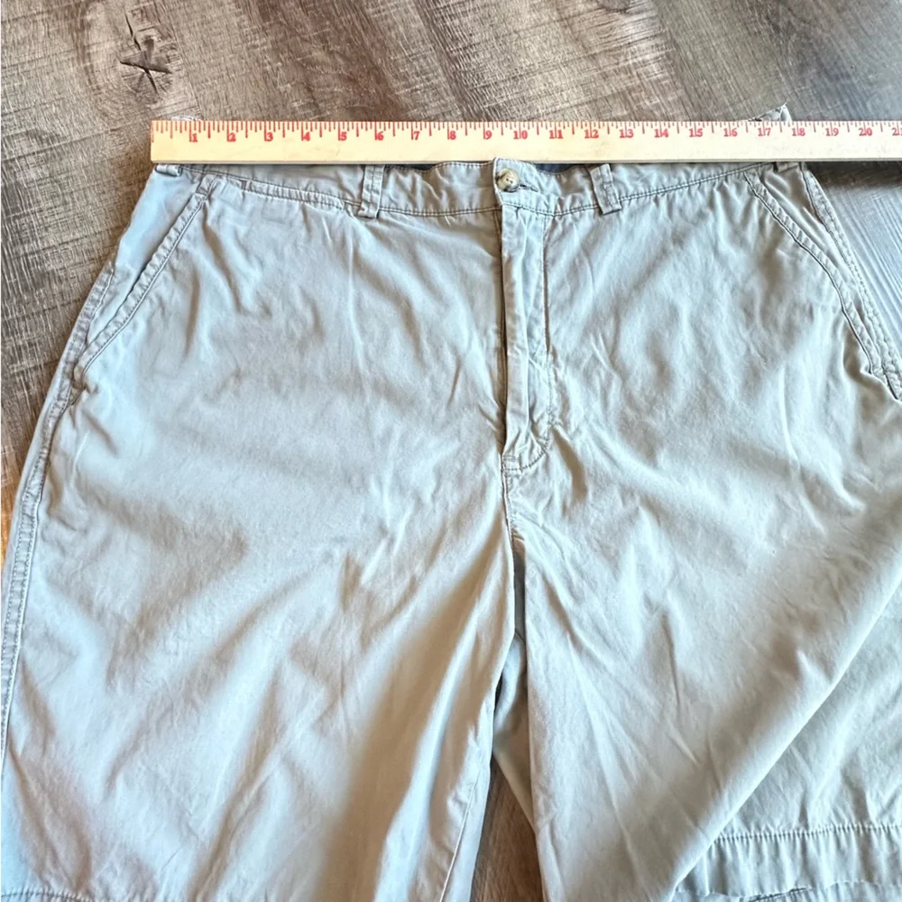 Polo Ralph Lauren Shorts Men’s Size‎ 36 Light Tan Relaxed Fit Flat Front Chino